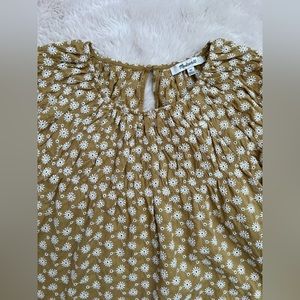 Daisy Embroidered Shirred Puff-Sleeve Top Green XS